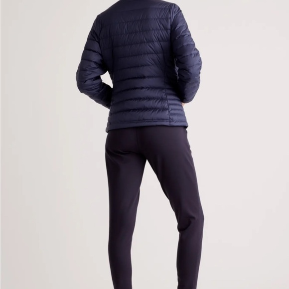 Quince NWT Lightweight Down Puffer Jacket - Picture 3 of 4